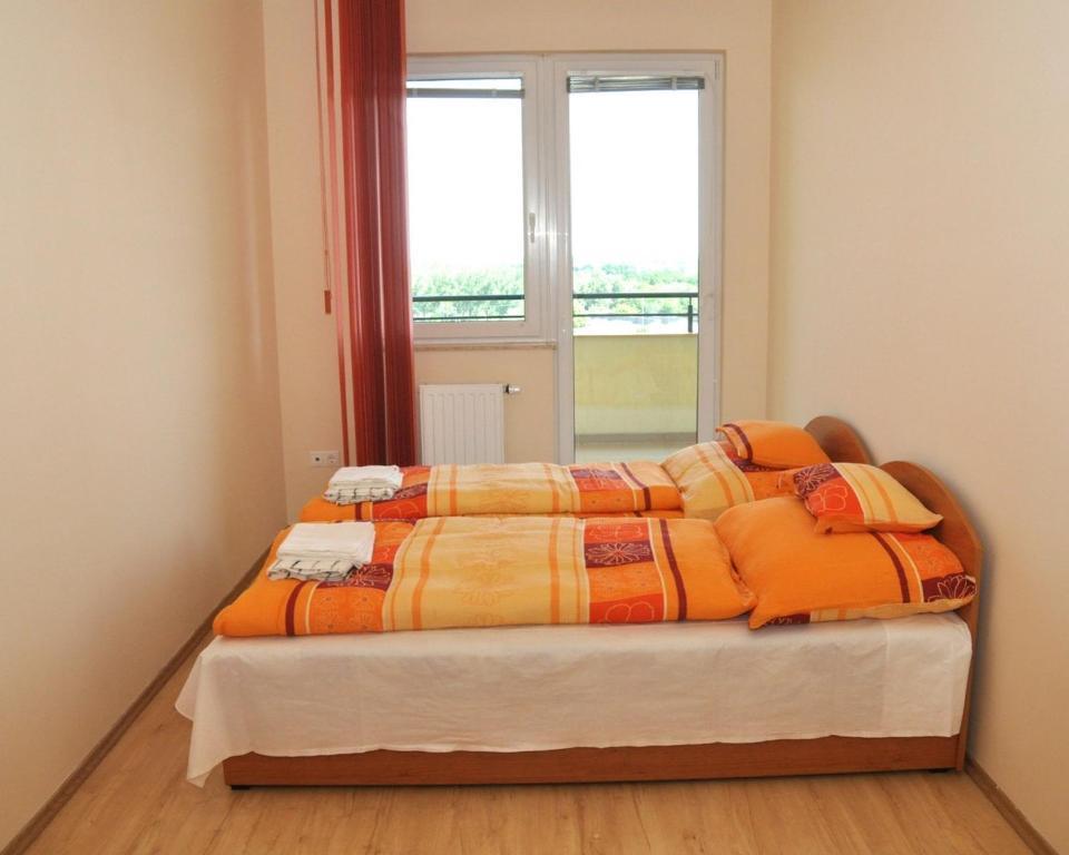 Tisza Palota Apartmanok Сегед Стая снимка