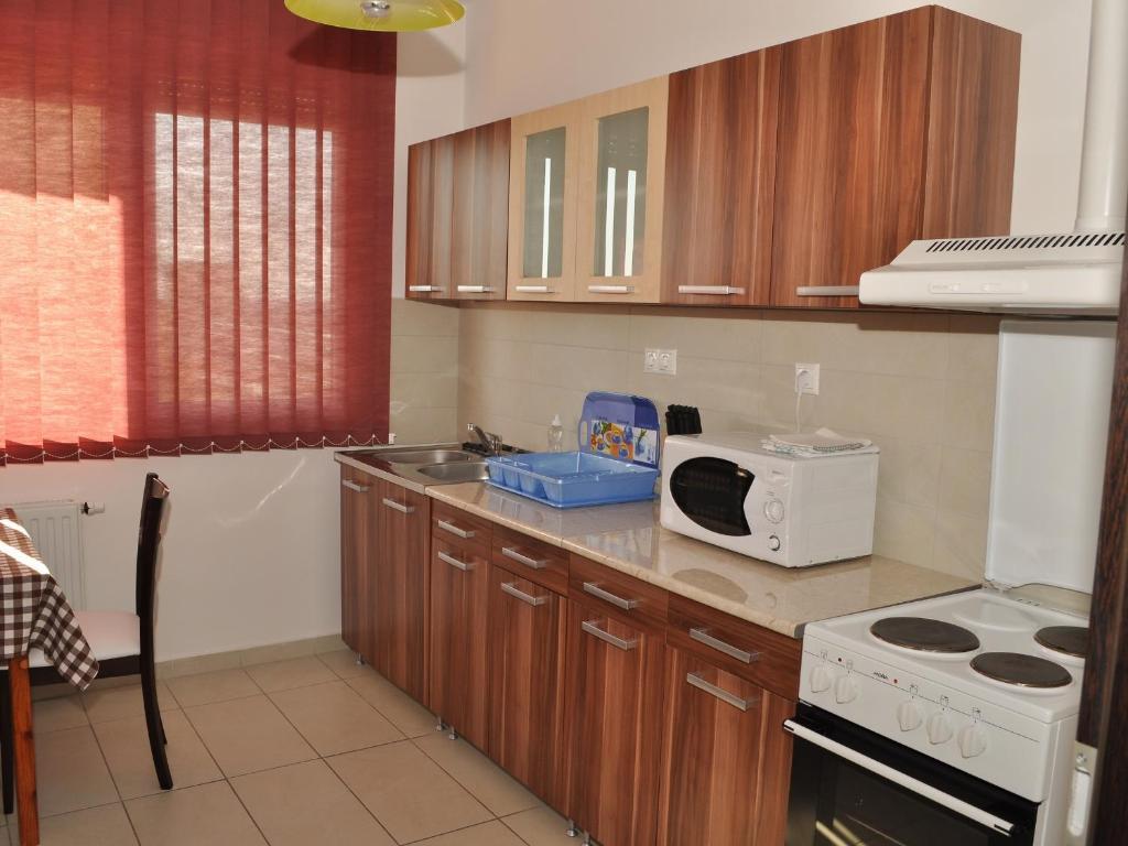 Tisza Palota Apartmanok Сегед Стая снимка